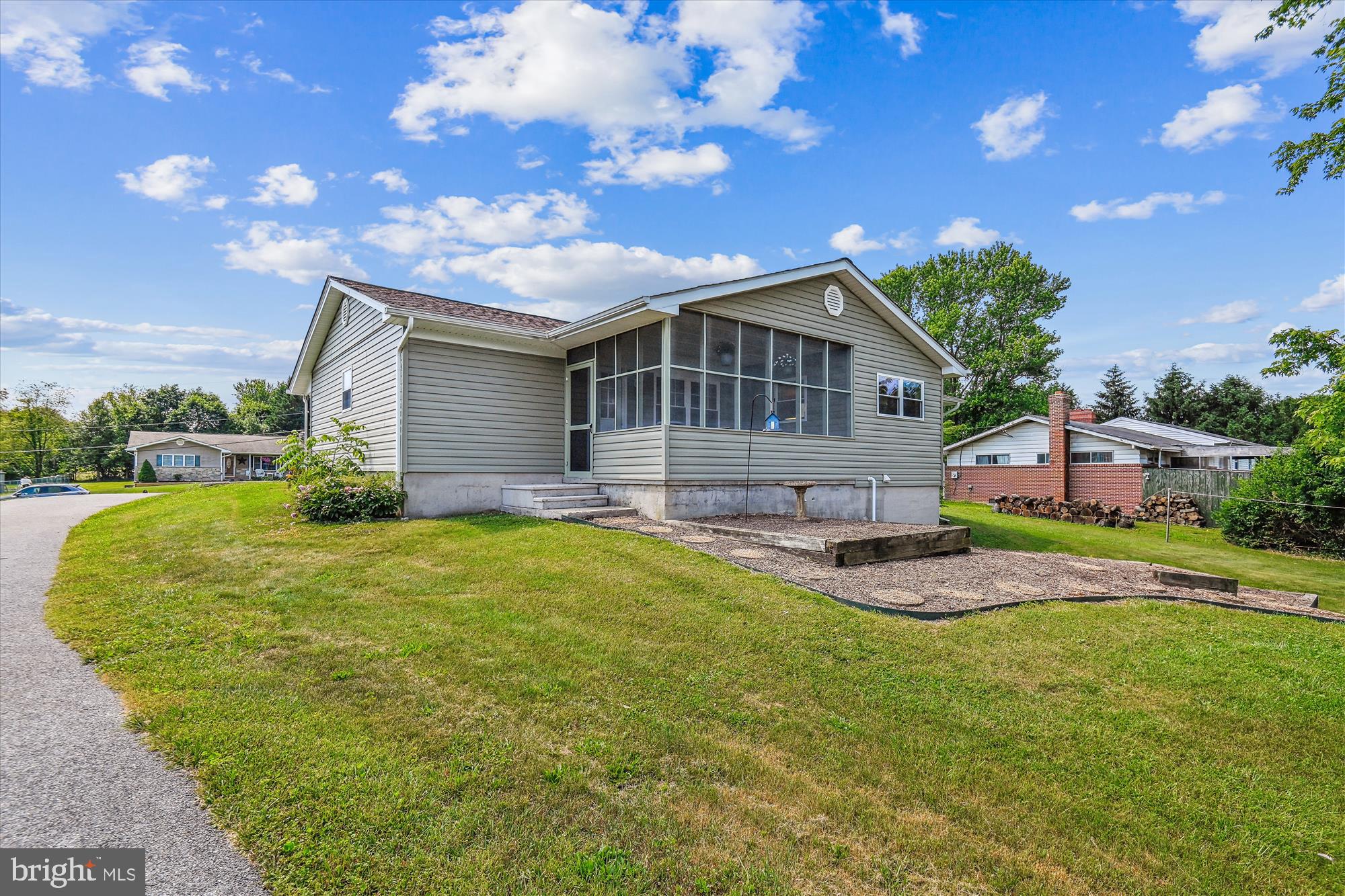 2102 Woodview Road Finksburg, MD 21048 - Photo 4 of 54