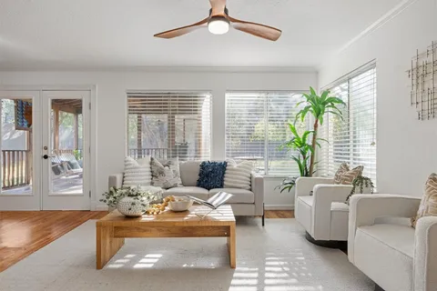 $499,999 | 3509 Latimer Drive, Austin, TX 78732