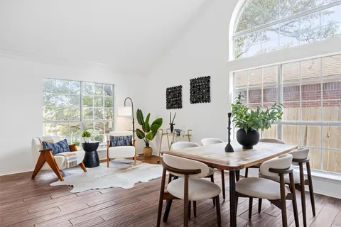 $499,999 | 3509 Latimer Drive, Austin, TX 78732