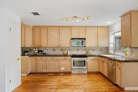 $499,999 | 3509 Latimer Drive, Austin, TX 78732