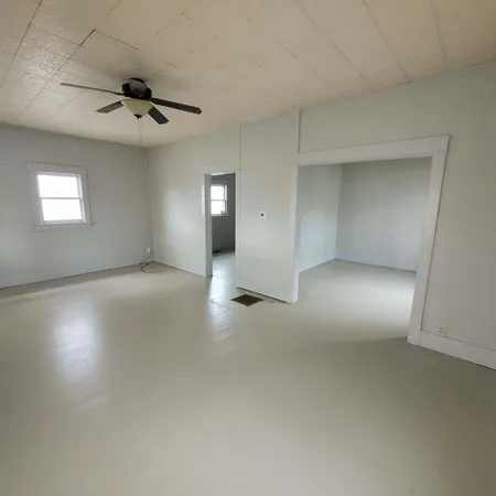 $95,000 | 136 West 3rd Street, Lingle, WY 82223