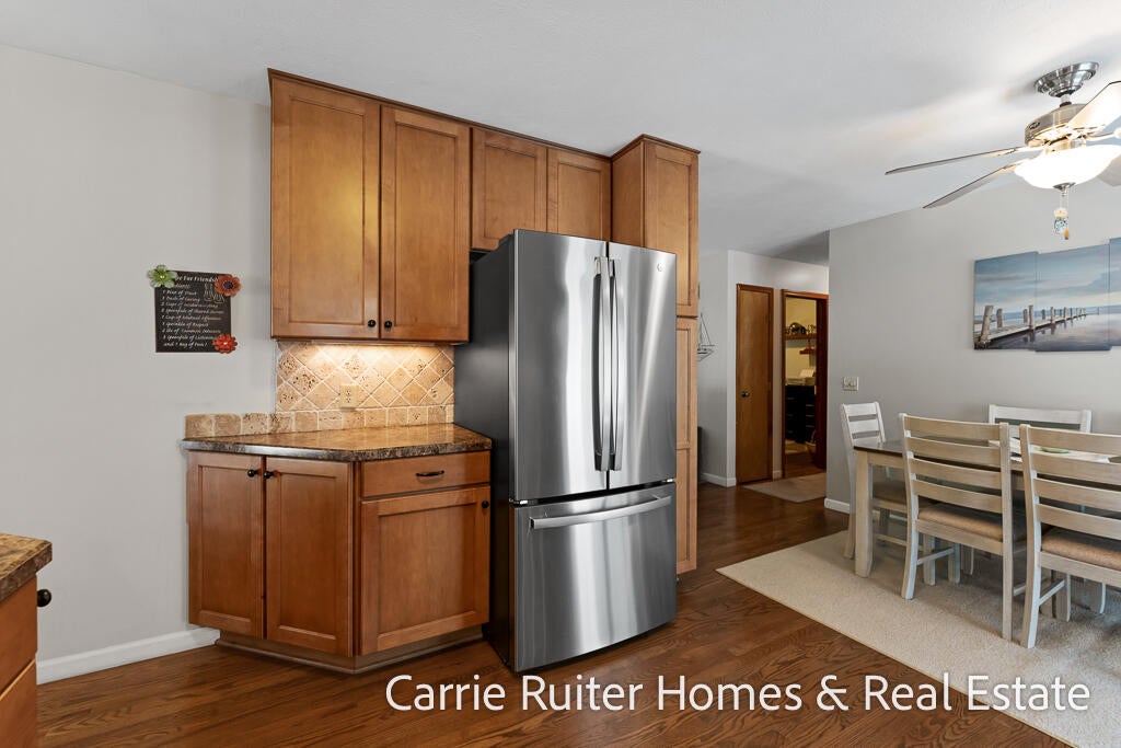 17232 West Spring Lake Road Spring Lake, MI 49456 - Photo 15 of 42 Gallery Image 15