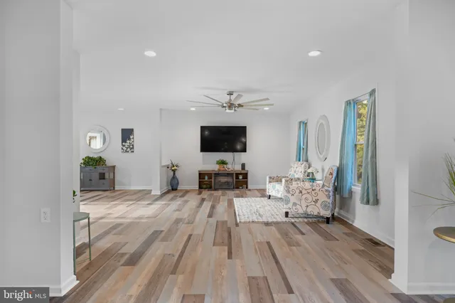 $689,000 | 163 Erica Court, Swedesboro, NJ 08085