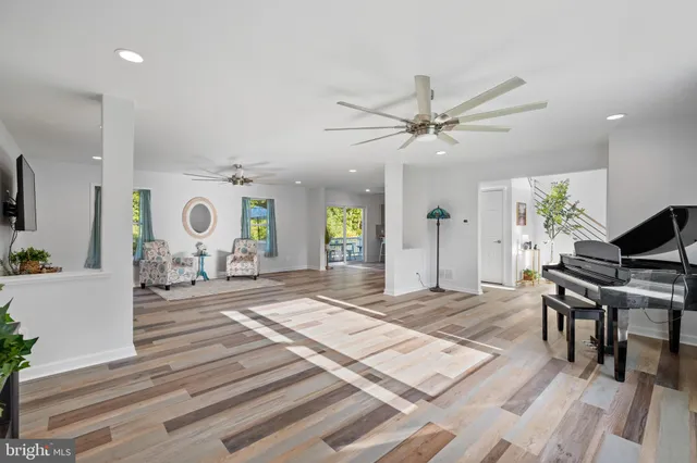 $689,000 | 163 Erica Court, Swedesboro, NJ 08085