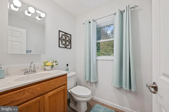 $689,000 | 163 Erica Court, Swedesboro, NJ 08085