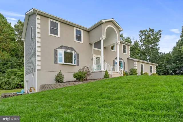 $689,000 | 163 Erica Court, Swedesboro, NJ 08085