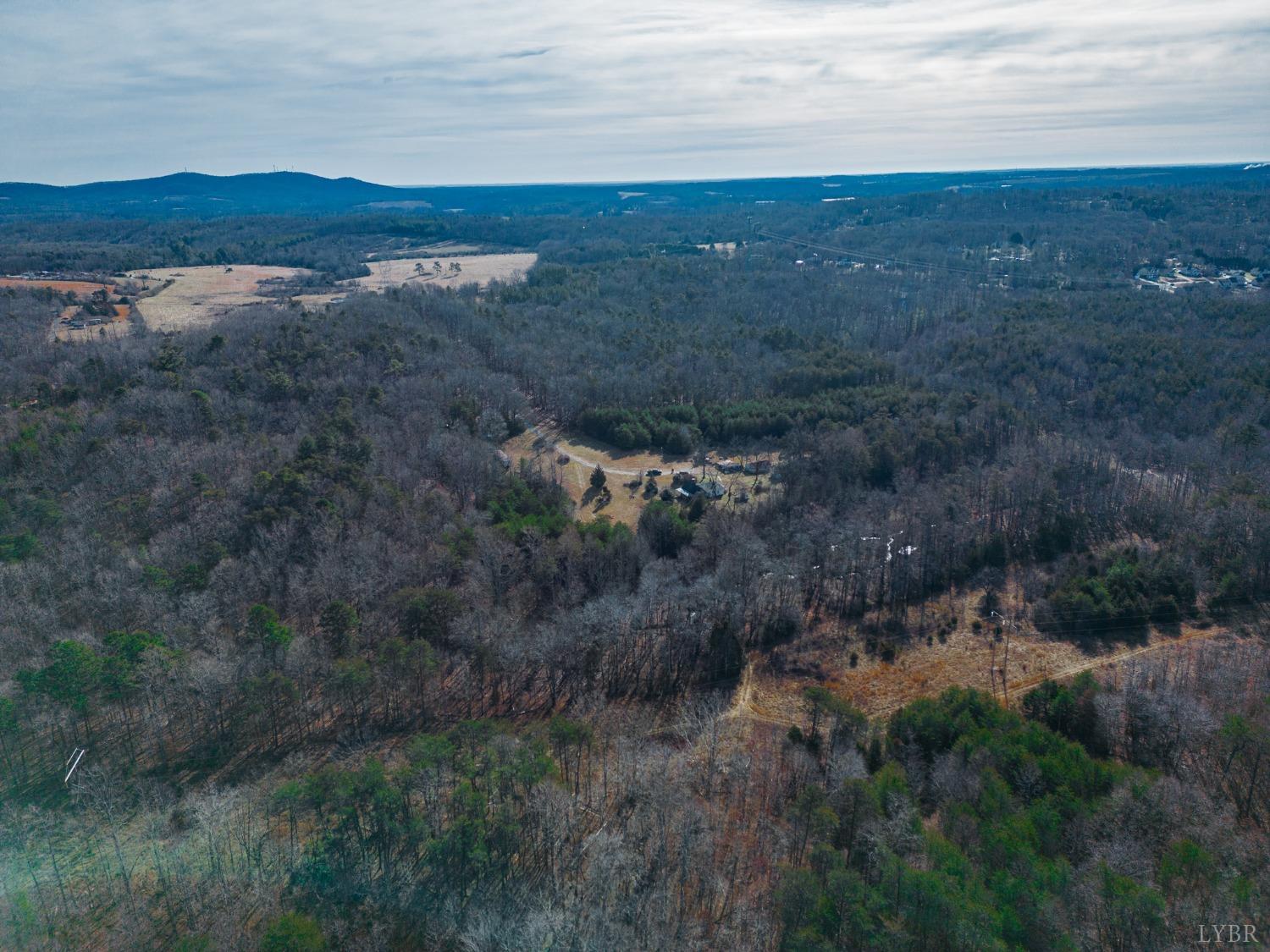 1190 Sunnymeade Road Rustburg, VA 24588 - Photo 7 of 14 Gallery Image 7