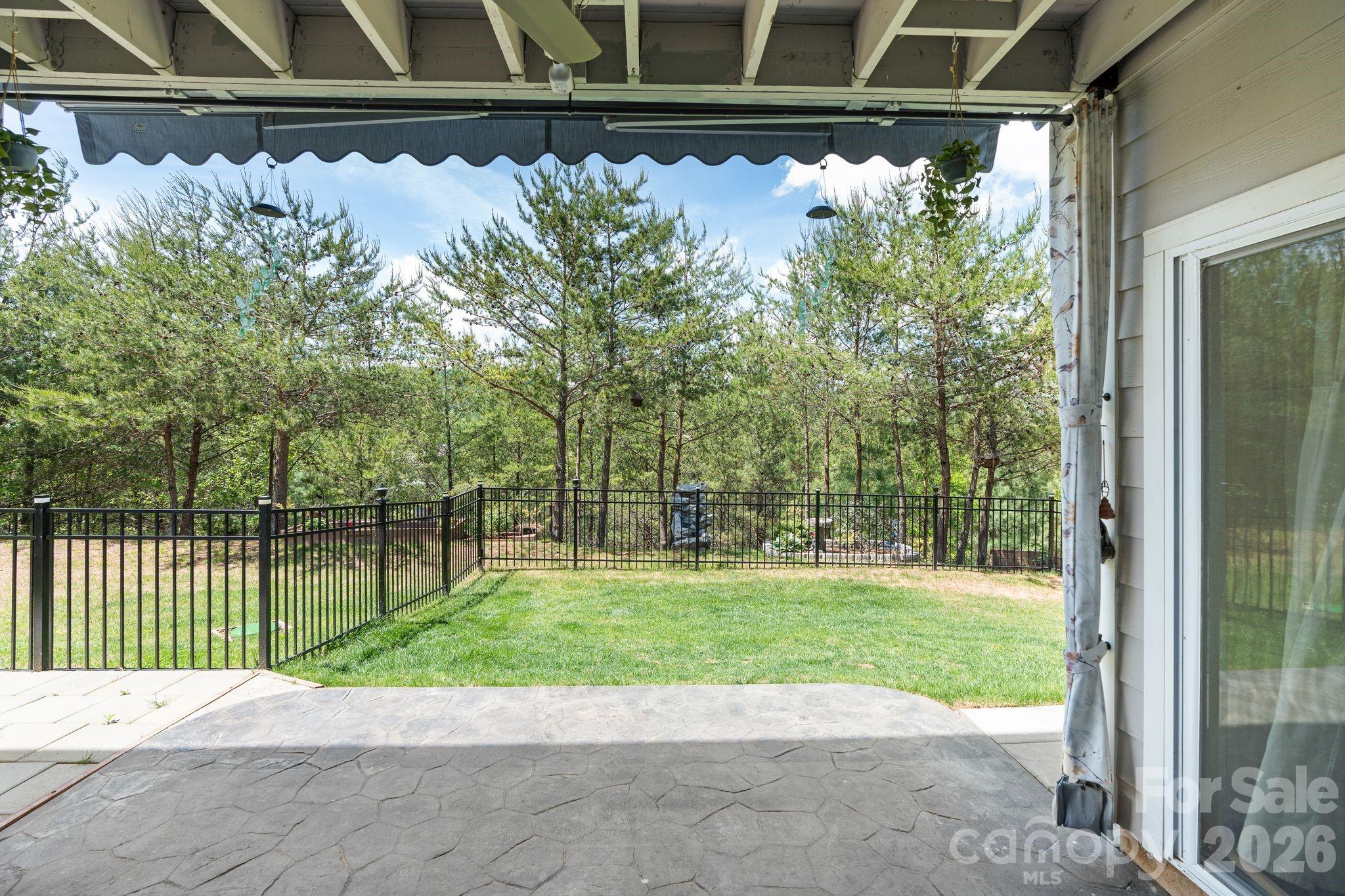 34 Rose Creek Road Leicester, NC 28748 - Photo 36 of 37 a view of backyard with green space