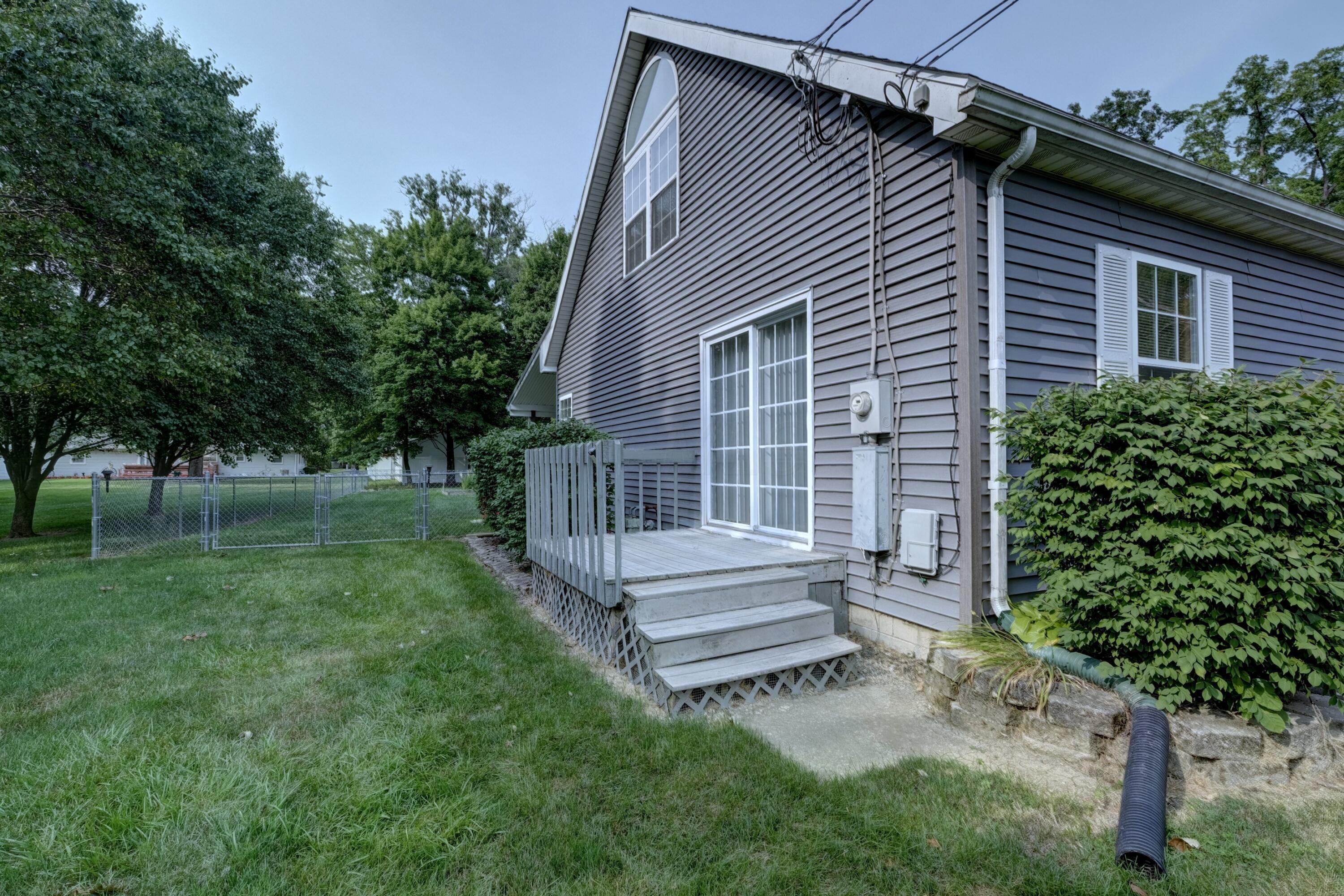 1698 Lusch Road Marion, OH 43302 - Photo 54 of 69 77 West Side Deck