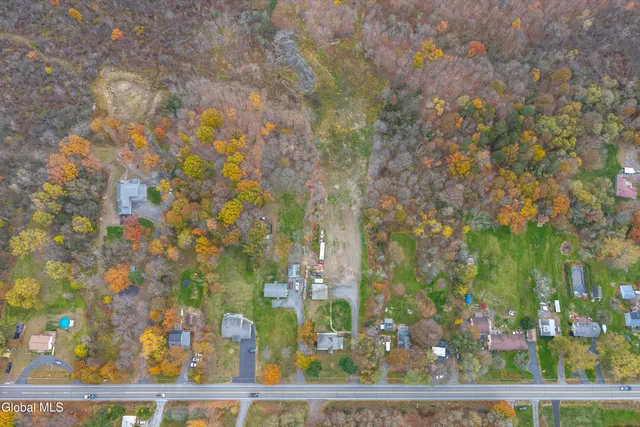 $399,900 | 810 Sacandaga Road, Glenville, NY 12302