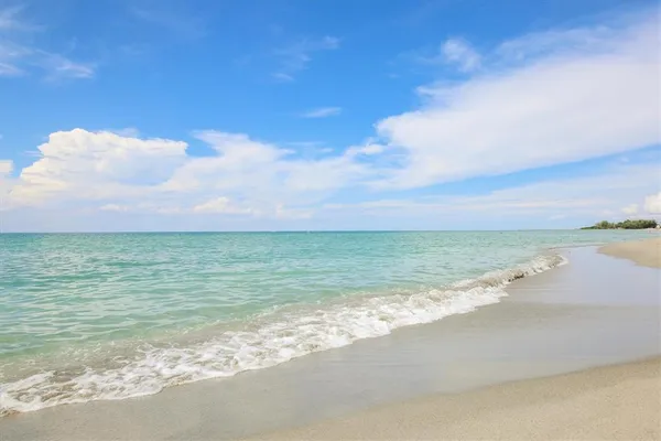 $399,000 | 20041 Benissimo Drive, Venice, FL 34293