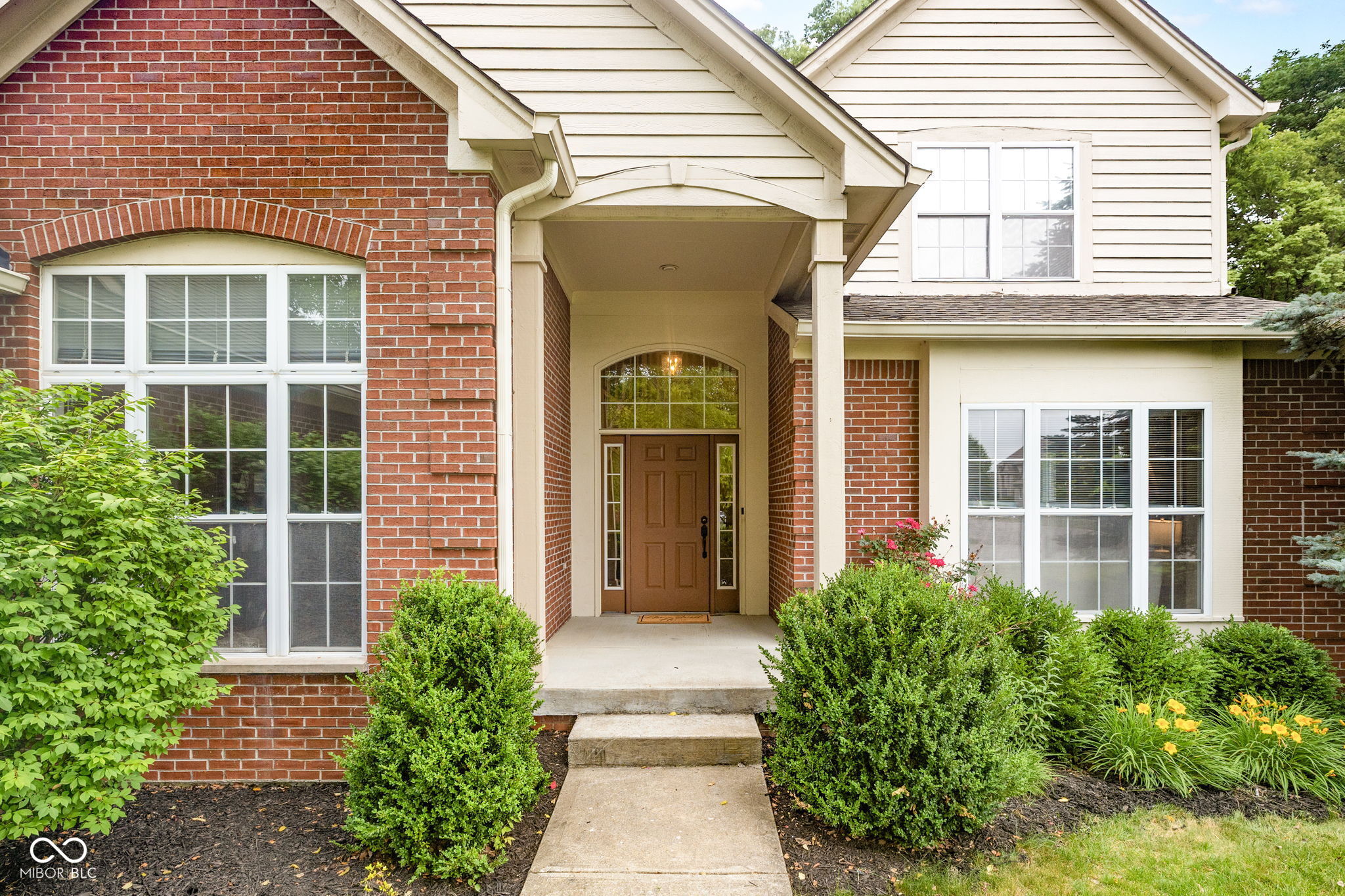 1268 Sullivans Ridge Zionsville, IN 46077 - Photo 3 of 55