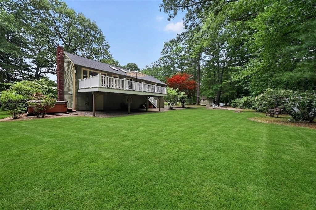 42 Willow Road Hanover, MA 02339 - Photo 3 of 38