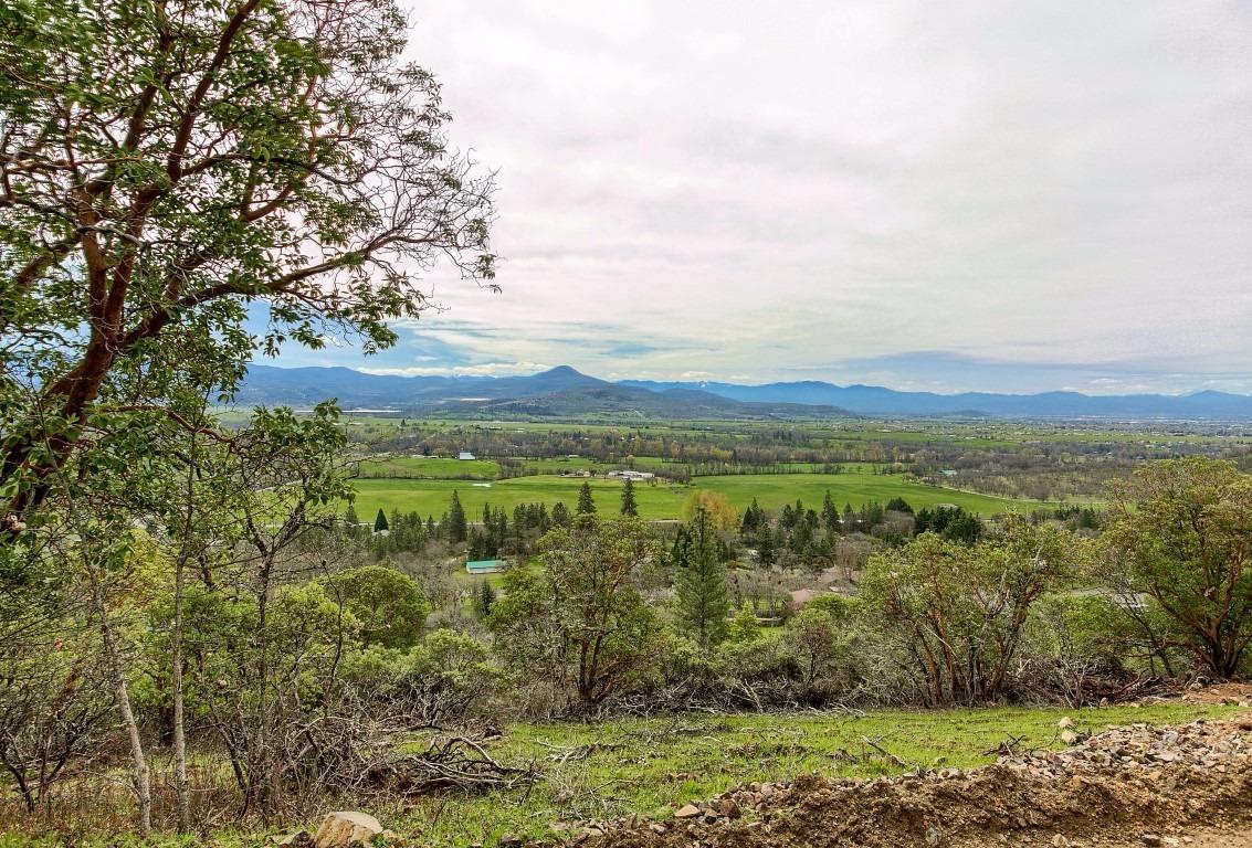 2101 Riley Road Eagle Point, OR 97524 - Photo 4 of 12 Additional Photo