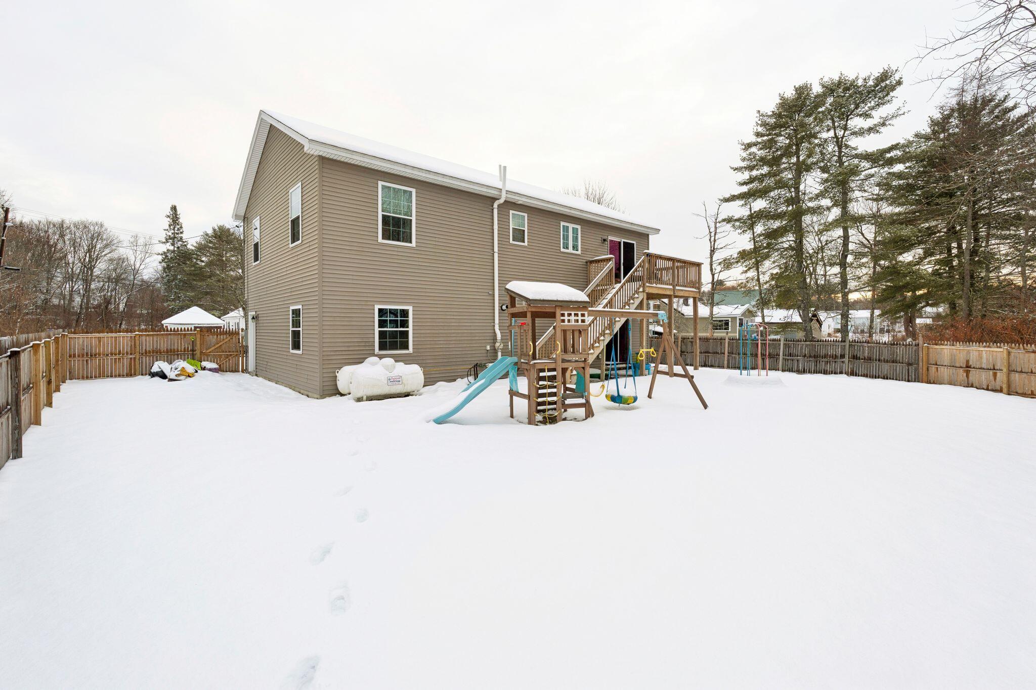 256 Huston Road Gorham, ME 04038 - Photo 2 of 31 256 Huston Rd 33