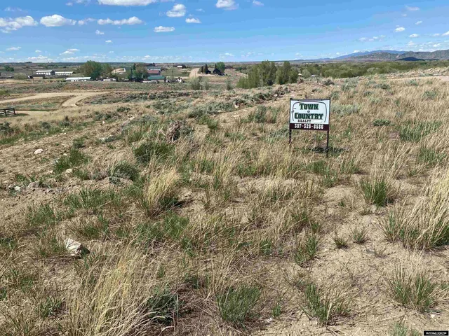 $32,000 | Jackson Avenue, Encampment, WY 82325