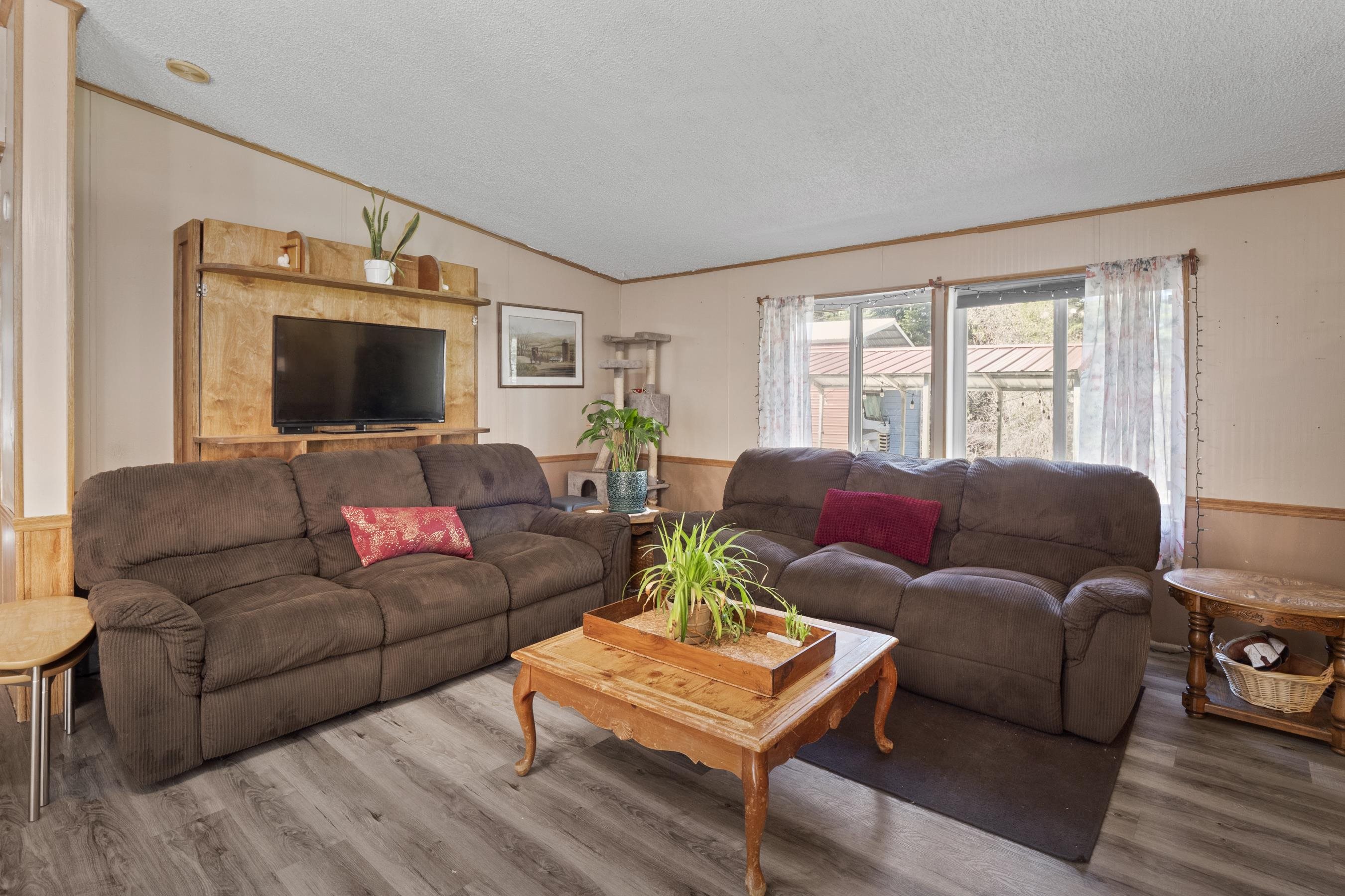 19924 East Temple Road Spokane, WA 99217 - Photo 6 of 50