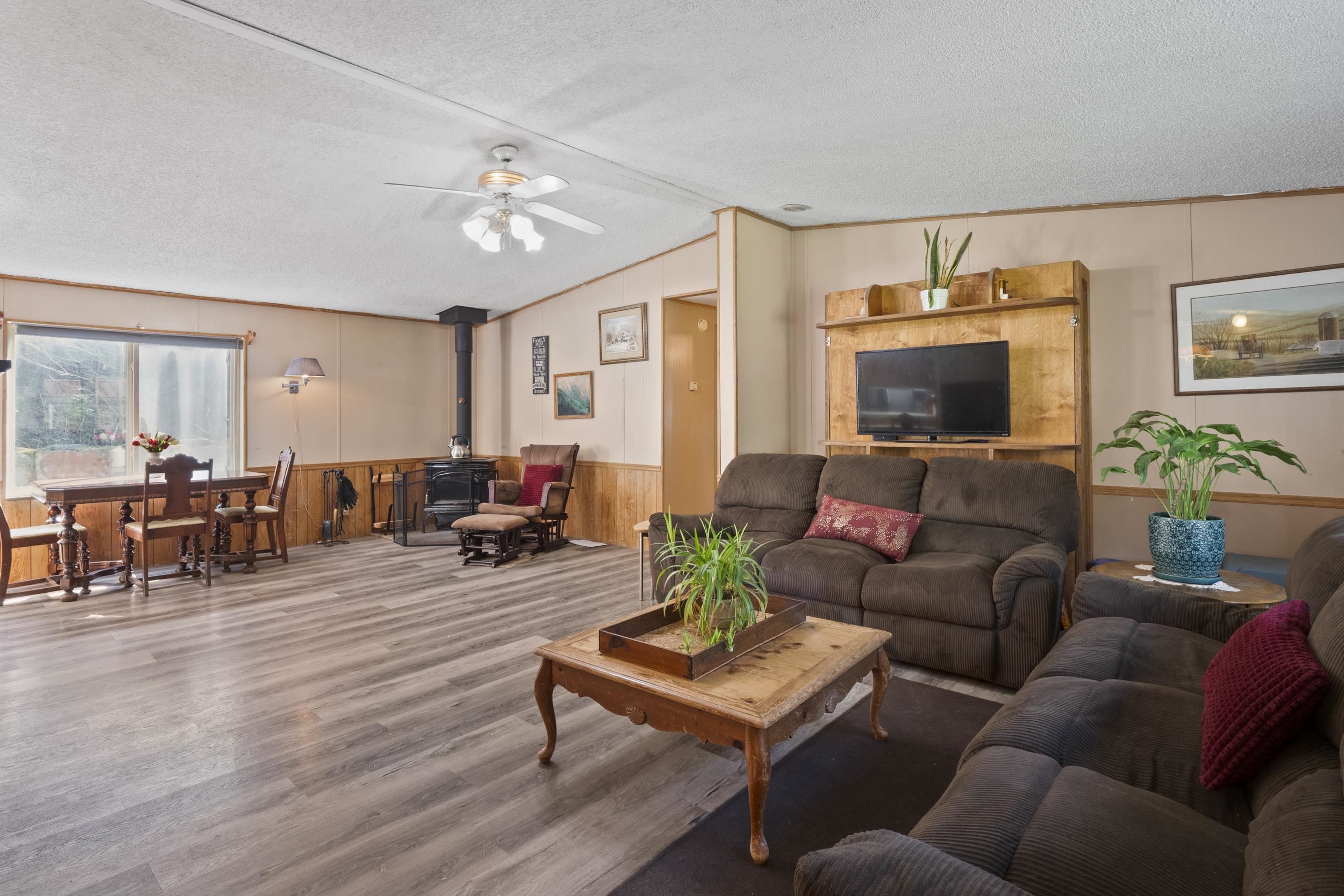 19924 East Temple Road Spokane, WA 99217 - Photo 7 of 50