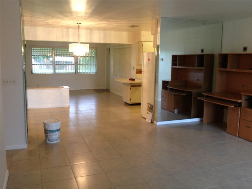 501 West 25th Street Riviera Beach, FL 33404 - Photo 2 of 16 Photo 2