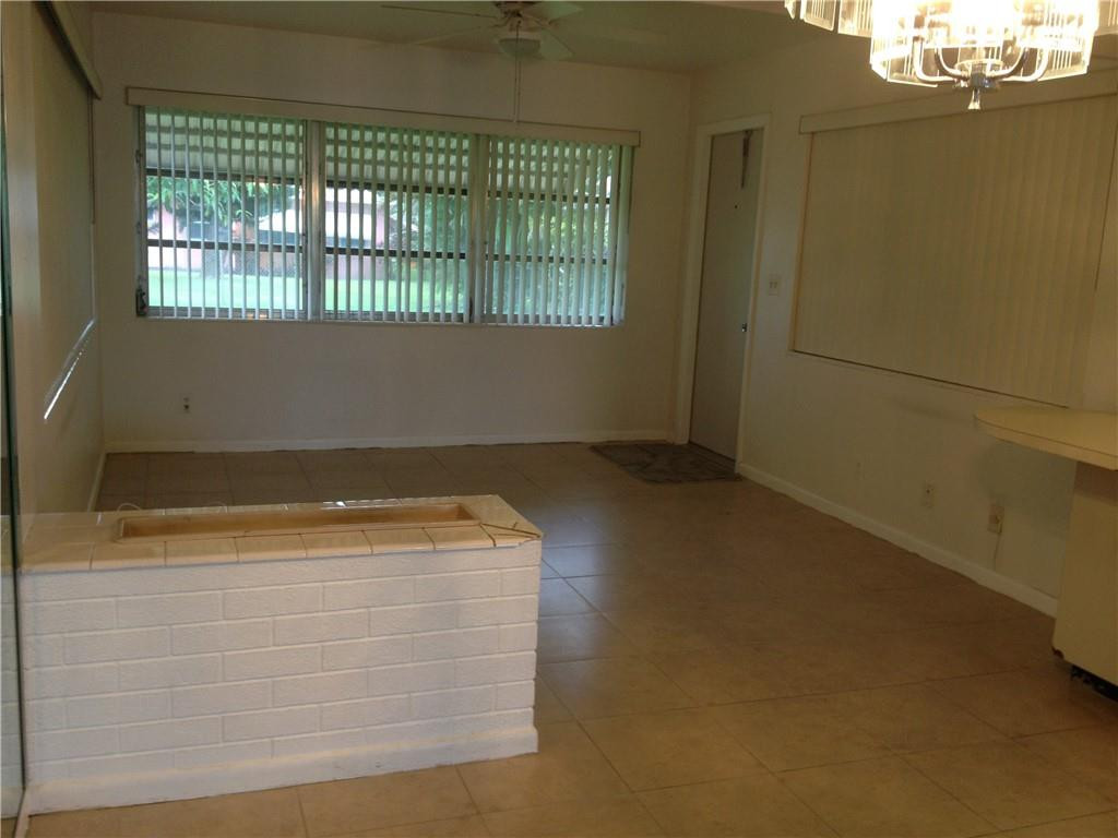 501 West 25th Street Riviera Beach, FL 33404 - Photo 3 of 16 Photo 3