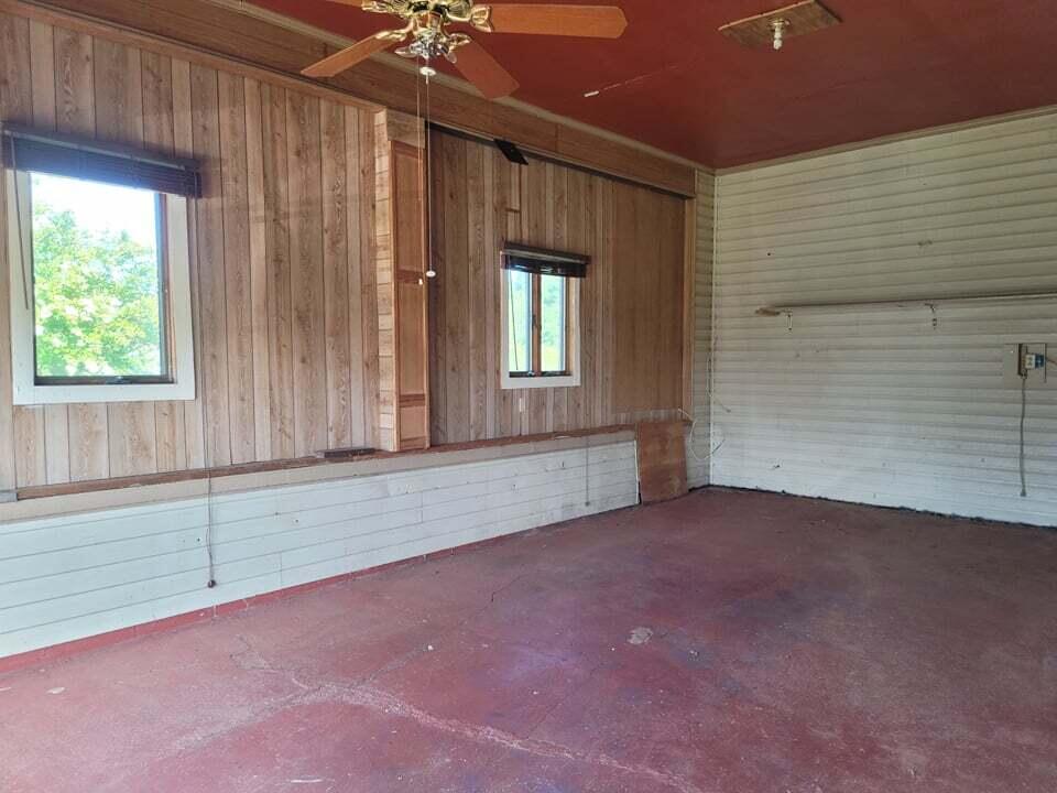 1780 Scuffling Hill Road Rocky Mount, VA 24151 - Photo 7 of 11 Interior1
