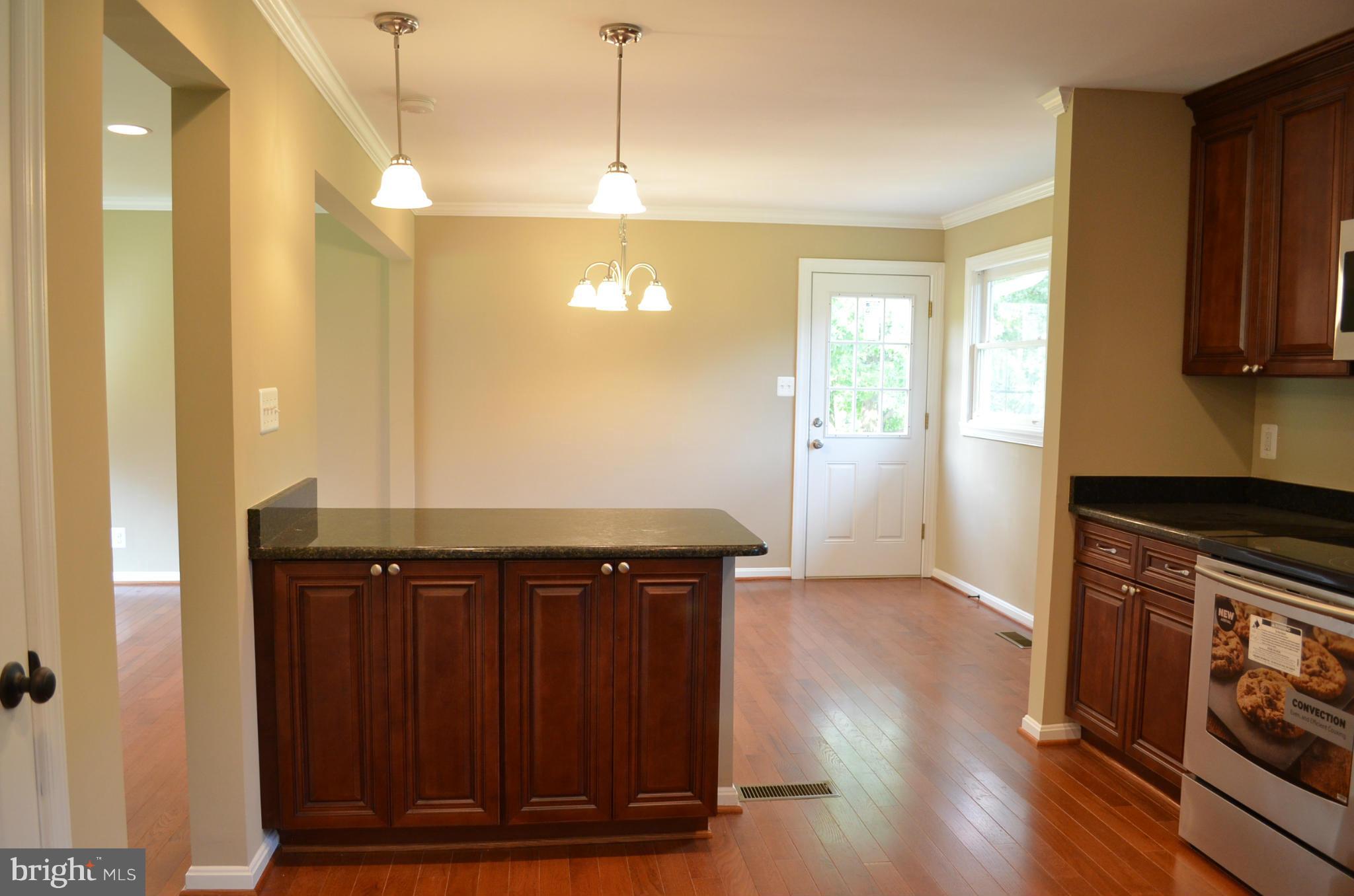 6753 Riley Road Warrenton, VA 20187 - Photo 11 of 29 Kitchen