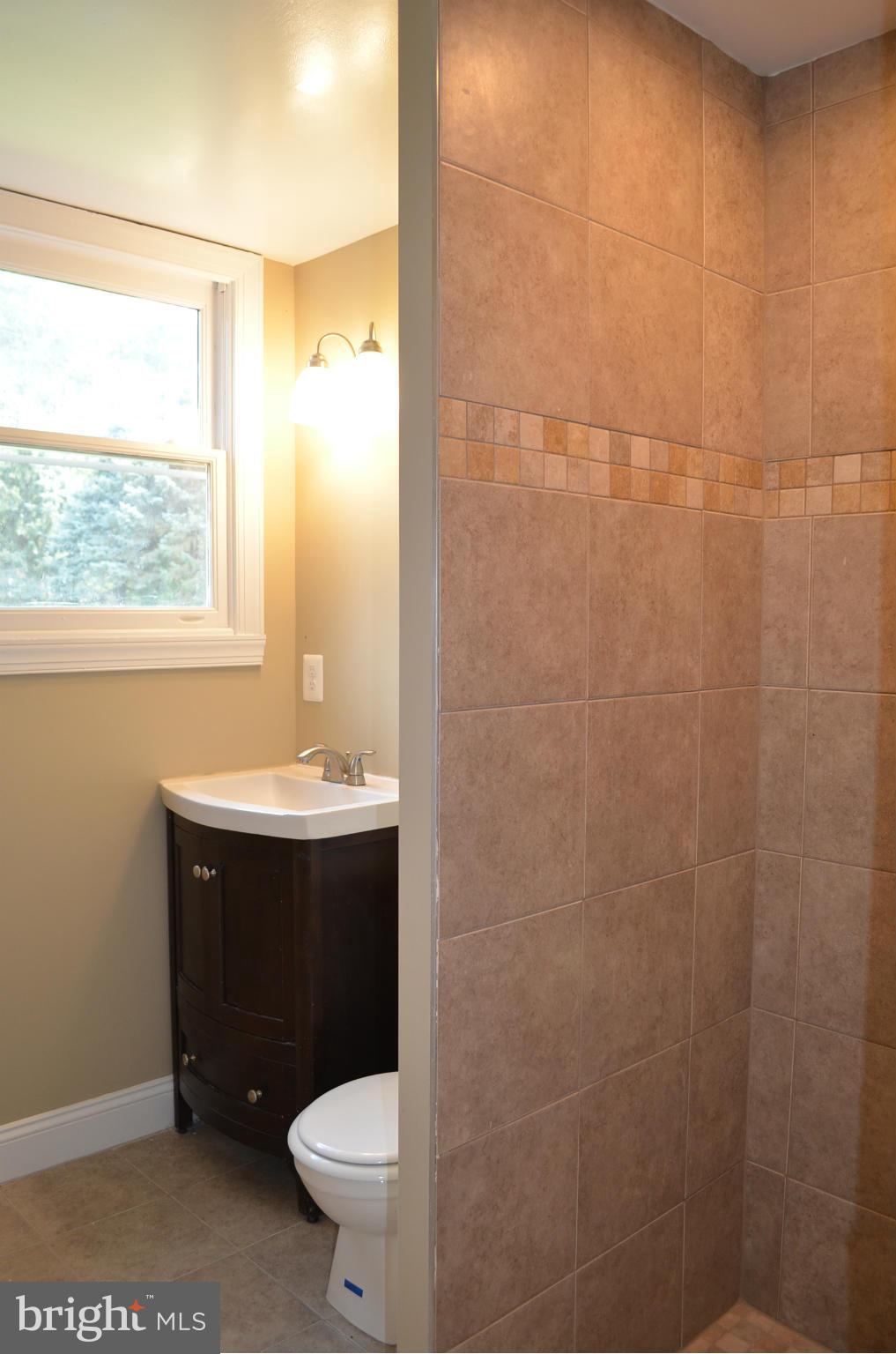 6753 Riley Road Warrenton, VA 20187 - Photo 18 of 29 Bath #2
