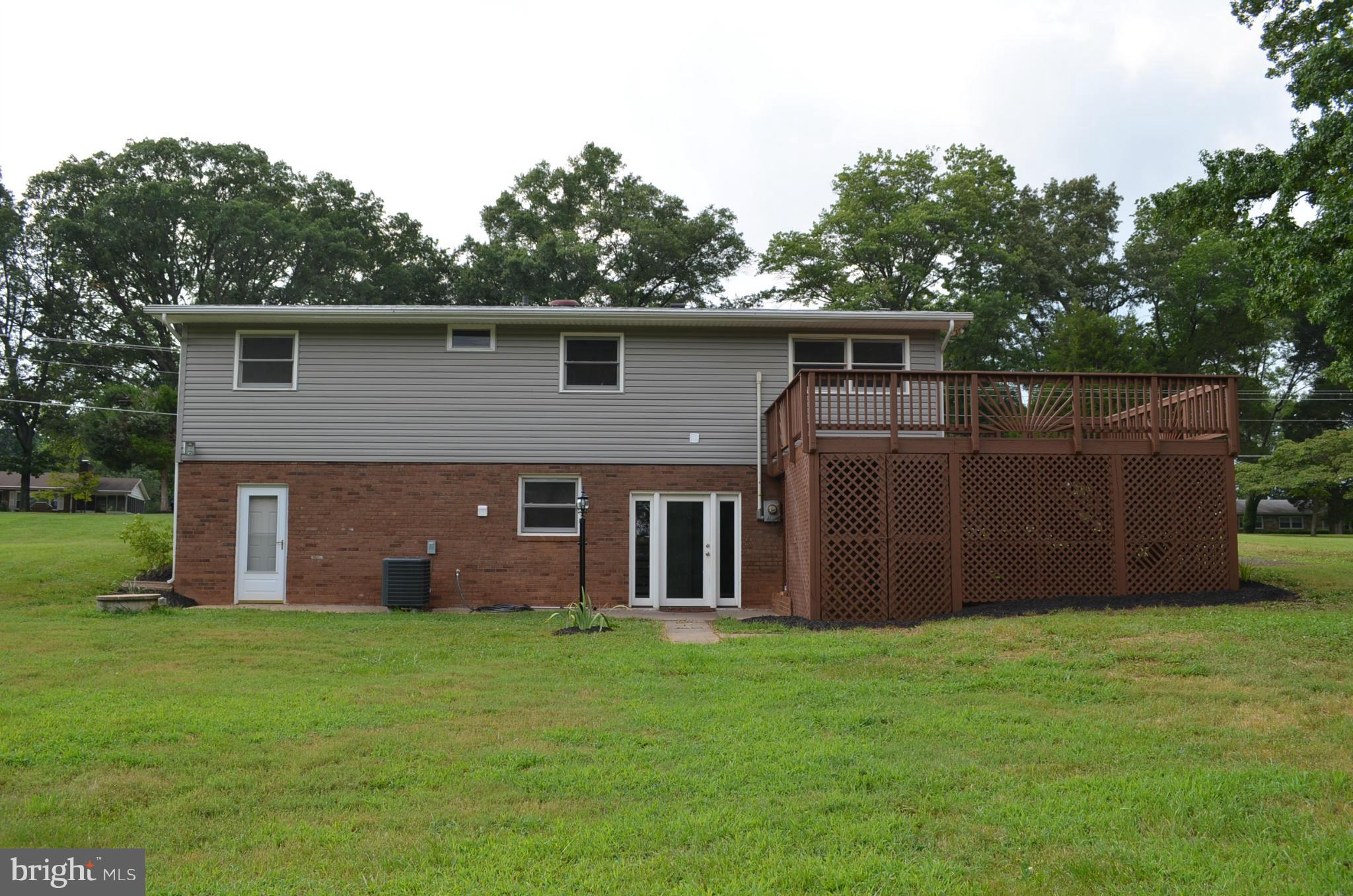 6753 Riley Road Warrenton, VA 20187 - Photo 4 of 29 Exterior (Rear)