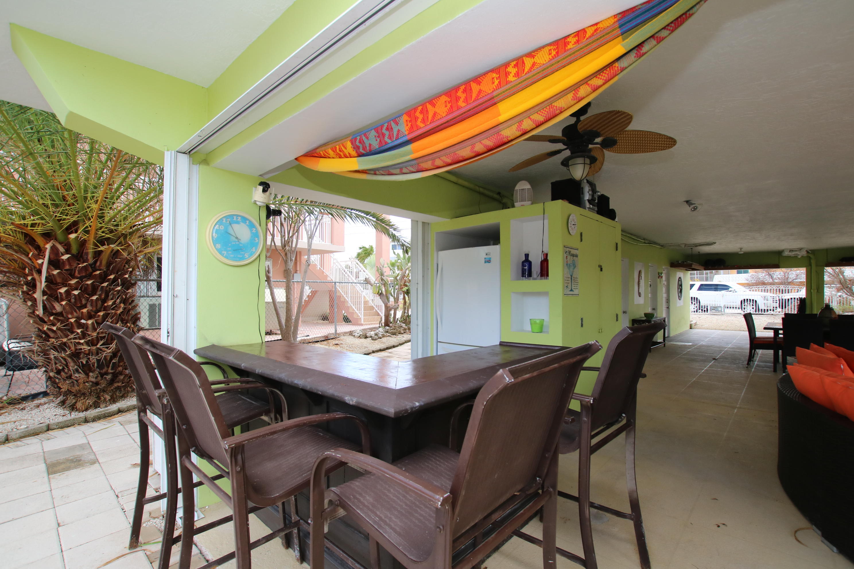 1120 Heron Road Key Largo, FL 33037 - Photo 13 of 40 Covered entertaining