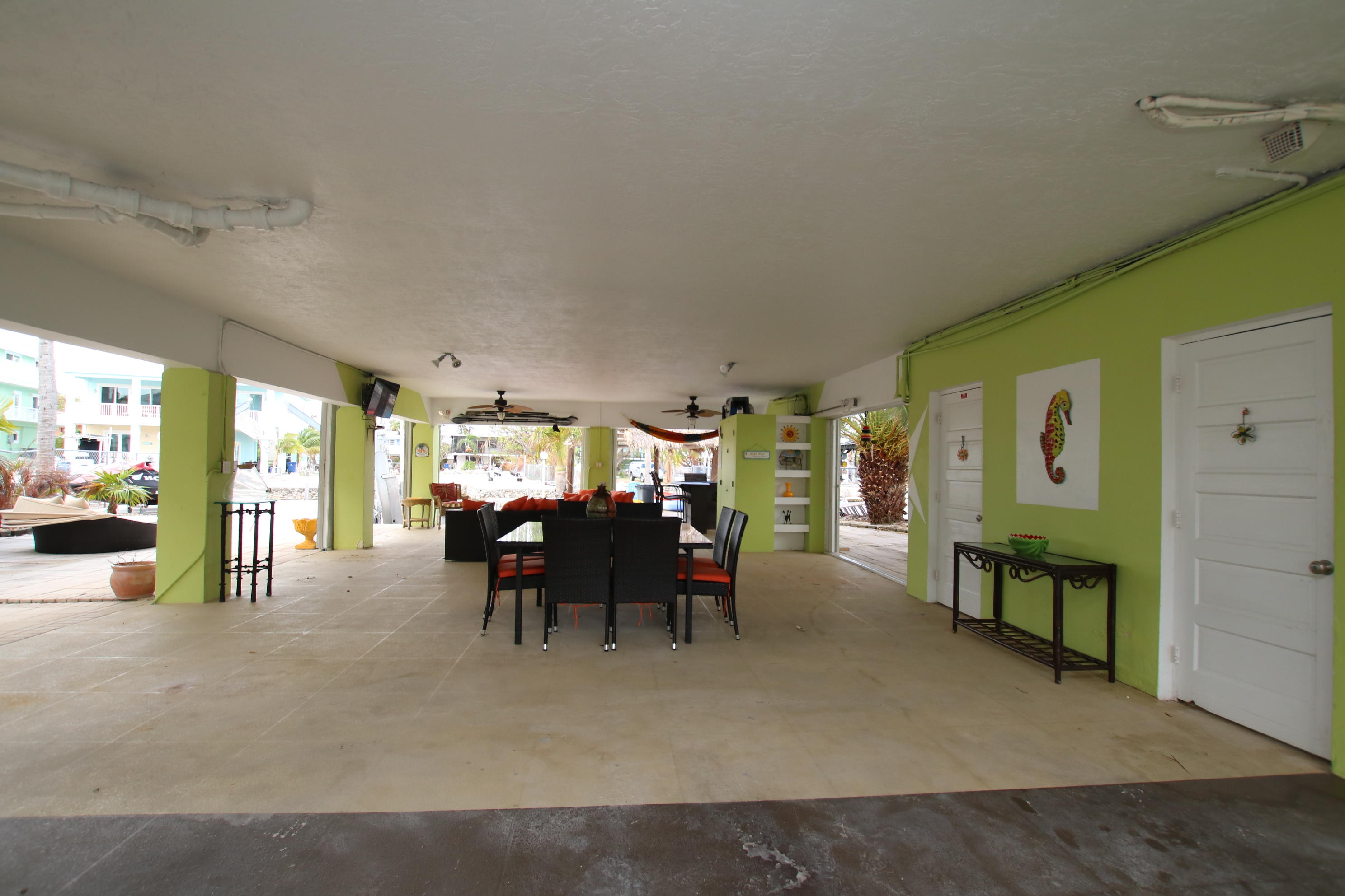 1120 Heron Road Key Largo, FL 33037 - Photo 14 of 40 Covered entertaining