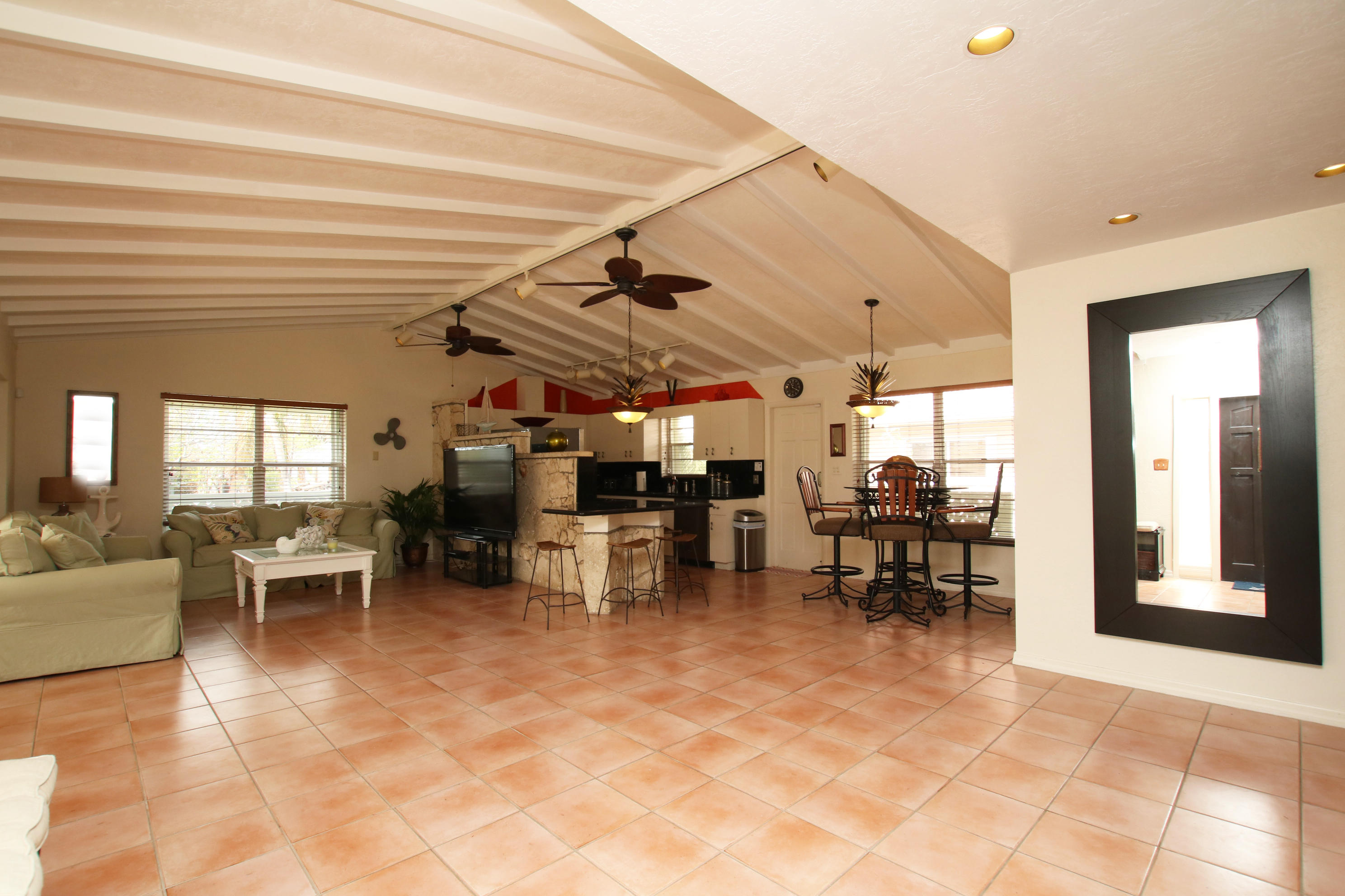 1120 Heron Road Key Largo, FL 33037 - Photo 15 of 40 IMG_2060