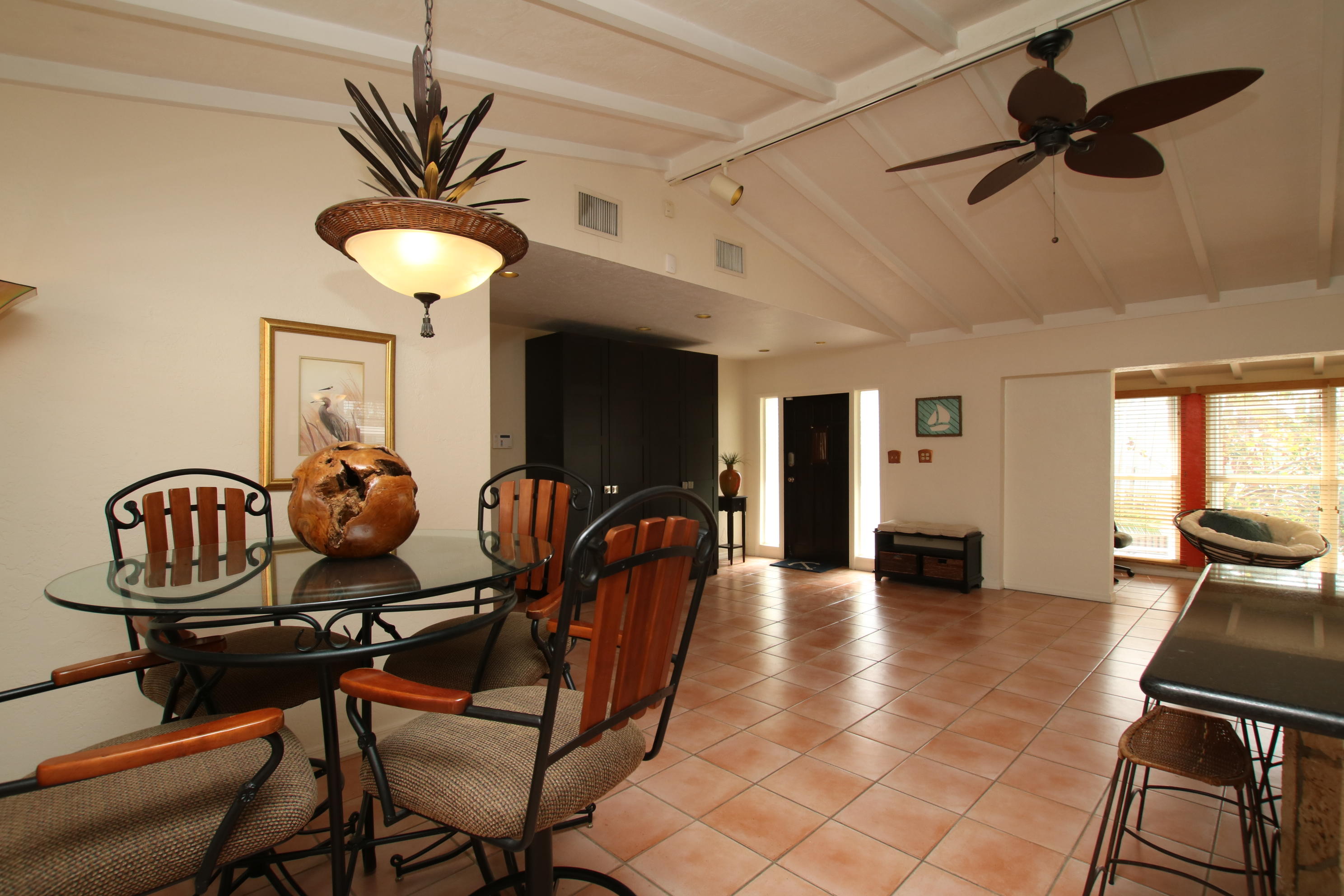 1120 Heron Road Key Largo, FL 33037 - Photo 24 of 40 Dining area