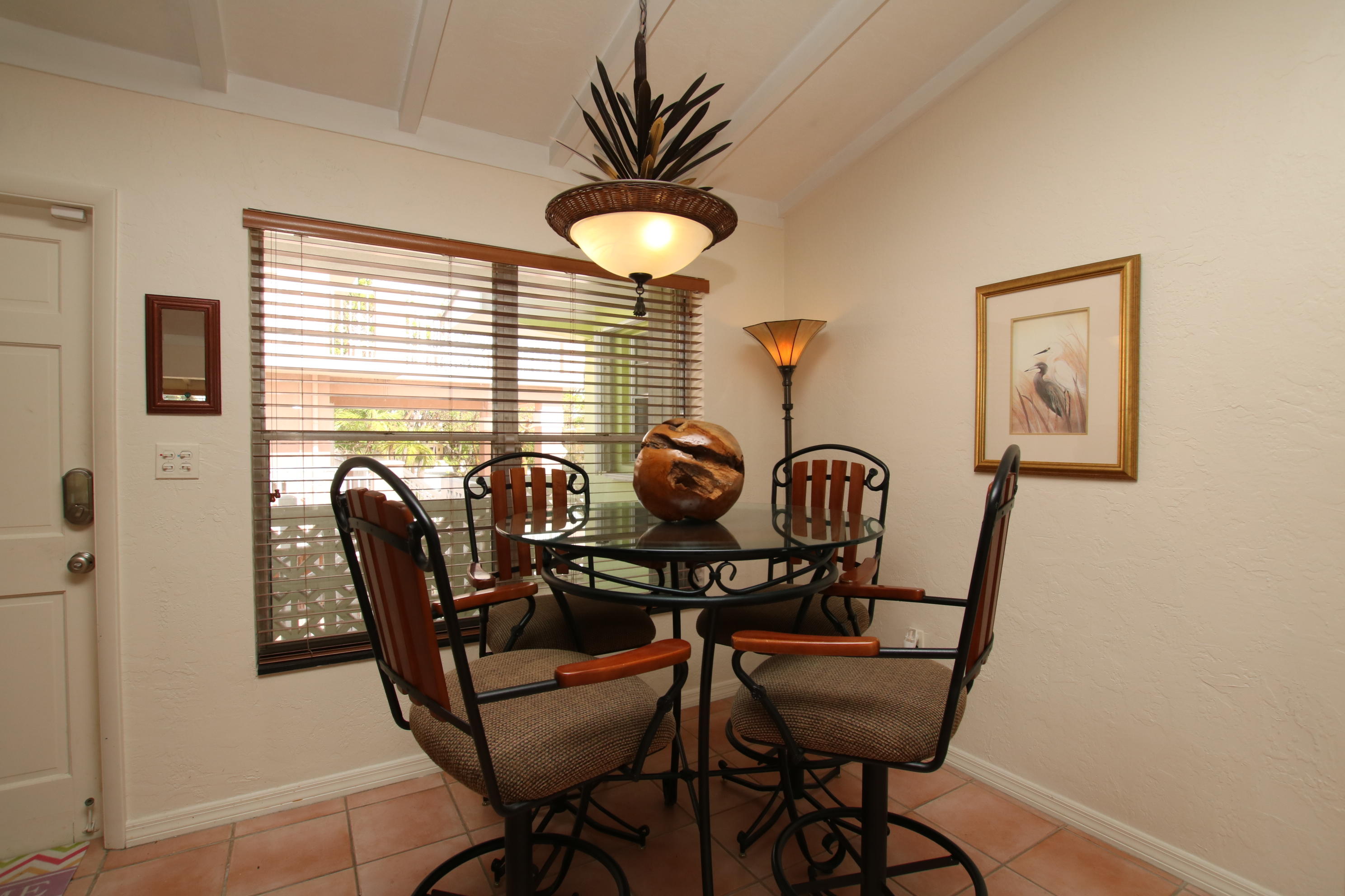1120 Heron Road Key Largo, FL 33037 - Photo 25 of 40 Dining area