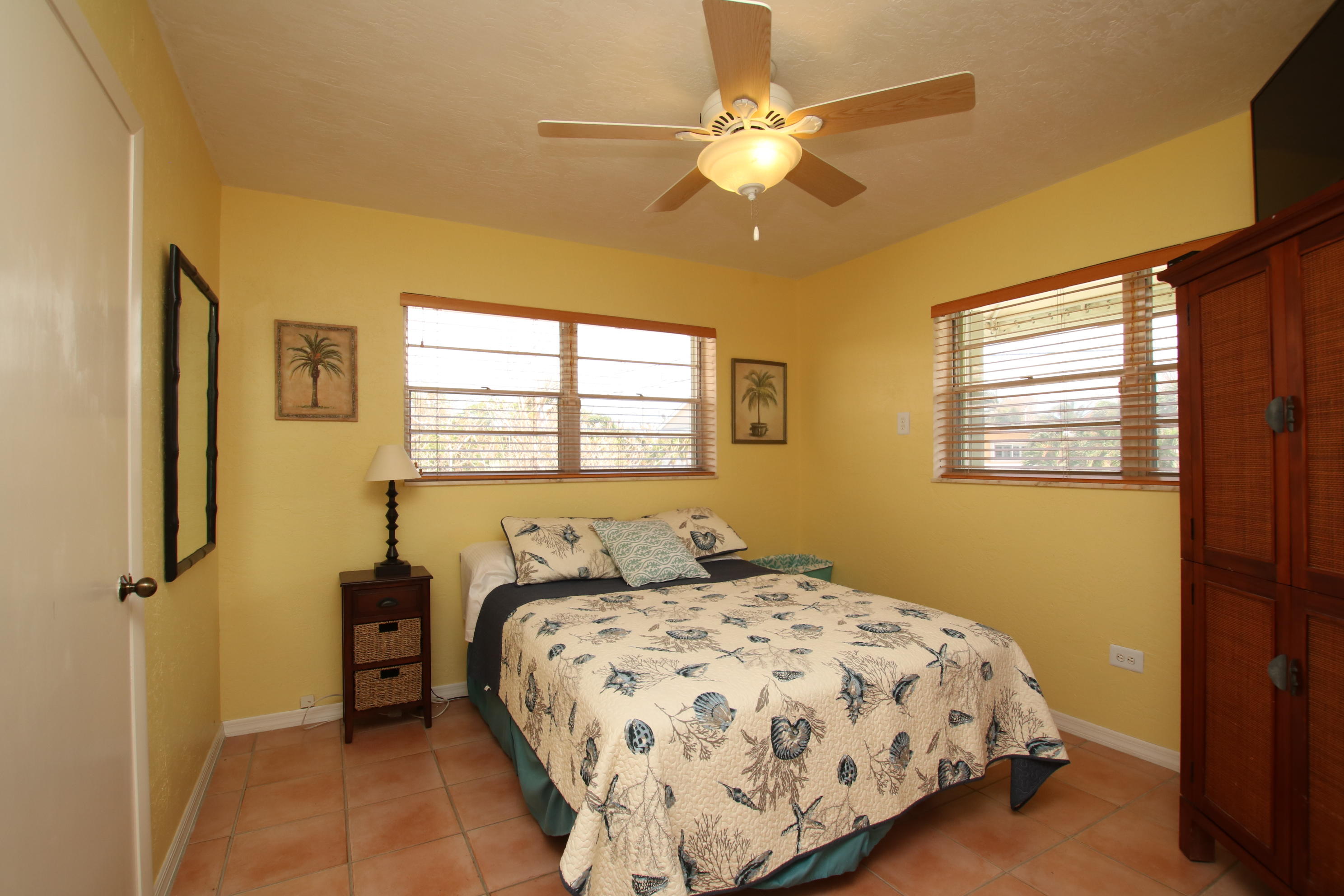 1120 Heron Road Key Largo, FL 33037 - Photo 32 of 40 Guest room2