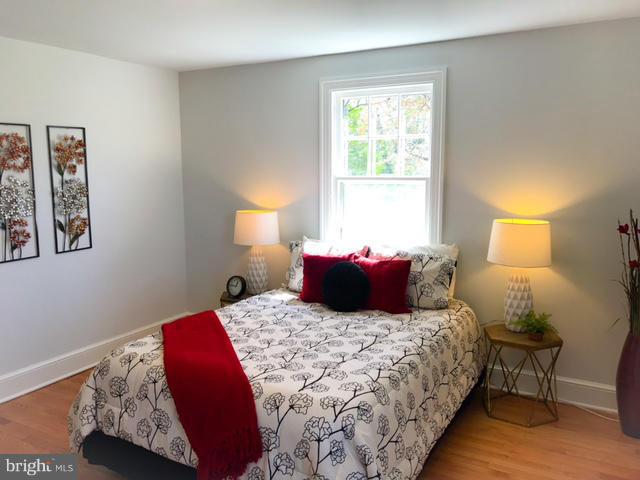 5187 Old Solomons Island Road Lothian, MD 20711 - Photo 11 of 29 Bedroom