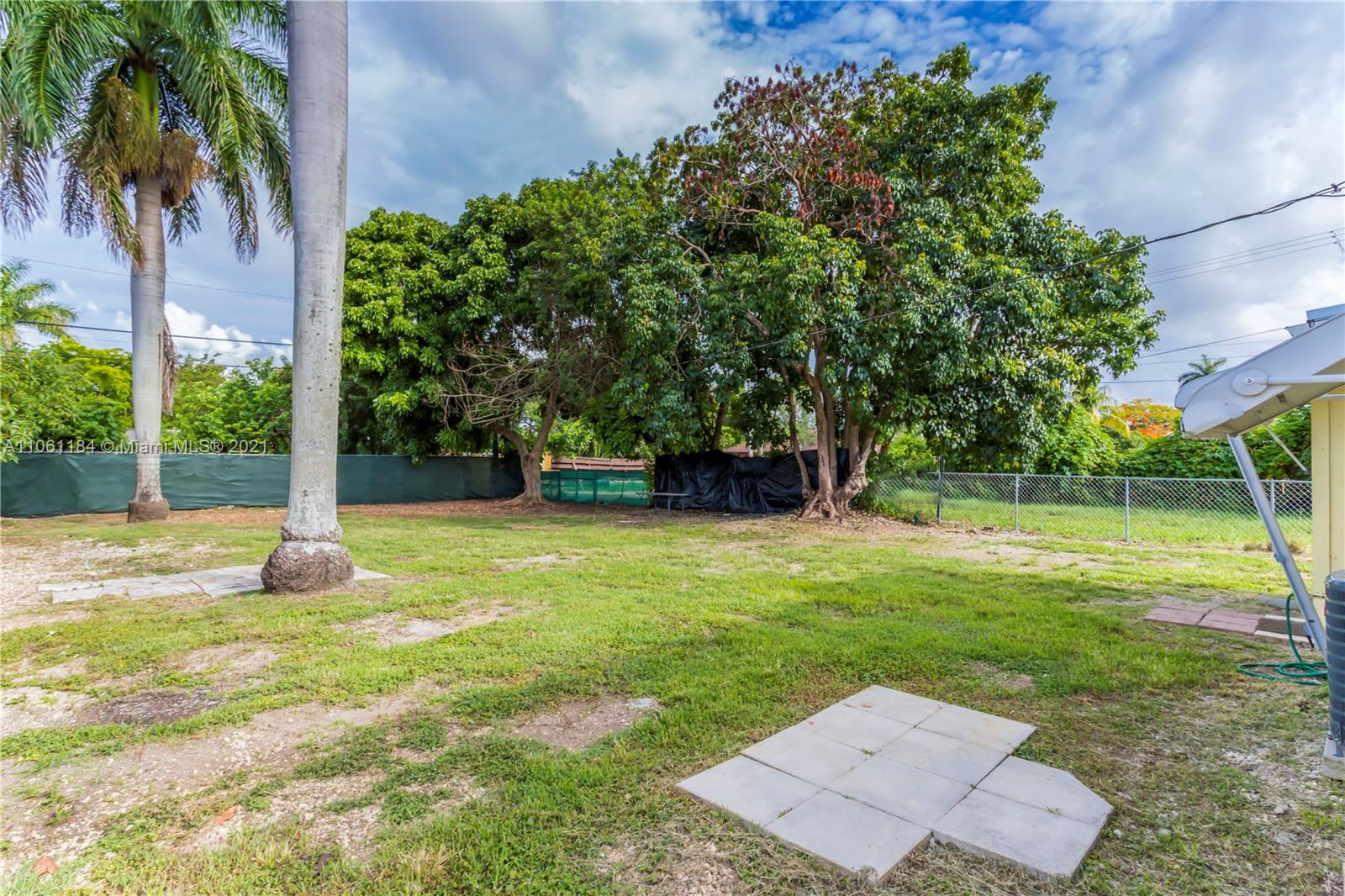 530 Roberts Road Homestead, FL 33030 - Photo 20 of 26 BACKYARD