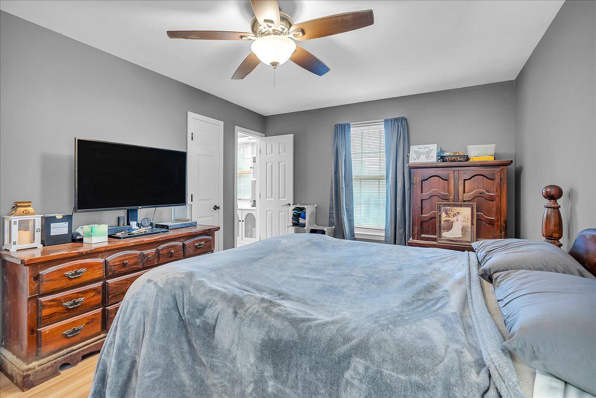 24 County Avenue Maple Shade, NJ 08052 - Photo 22 of 41 Primary Bedroom
