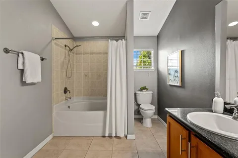 $449,900 | 554 52nd Avenue North, St. Petersburg, FL 33703