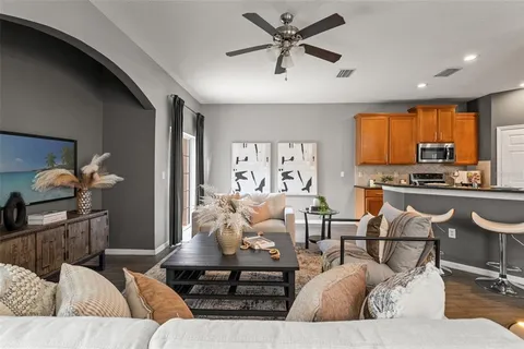 $449,900 | 554 52nd Avenue North, St. Petersburg, FL 33703