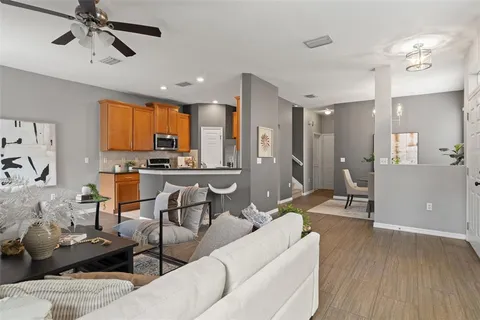 $449,900 | 554 52nd Avenue North, St. Petersburg, FL 33703