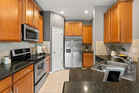 $449,900 | 554 52nd Avenue North, St. Petersburg, FL 33703