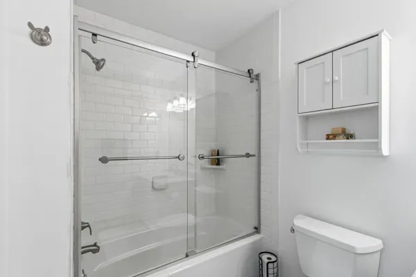 $449,900 | N7589 Lakeside Drive, Portage, WI 53901