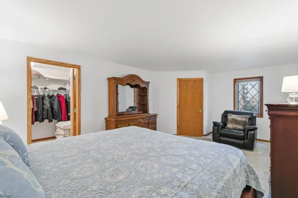 $449,900 | N7589 Lakeside Drive, Portage, WI 53901