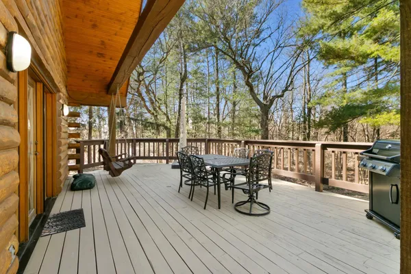 $449,900 | N7589 Lakeside Drive, Portage, WI 53901