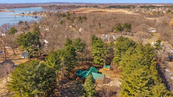 $449,900 | N7589 Lakeside Drive, Portage, WI 53901