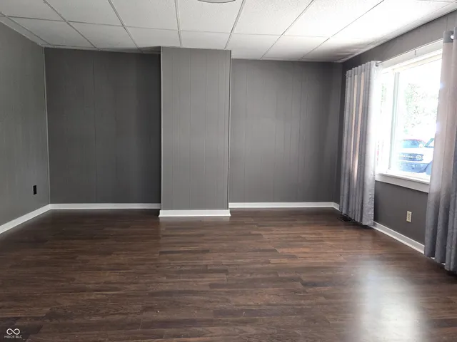 $285,000 | 101 West Gosch Road, Shelbyville, IN 46176