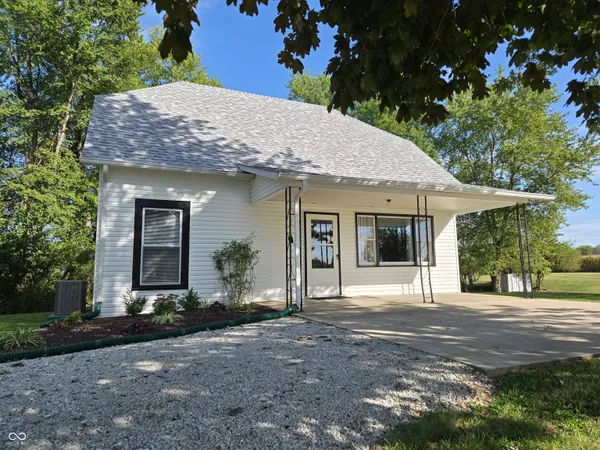 $250,000 | 101 West Gosch Road, Shelbyville, IN 46176