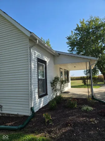 $250,000 | 101 West Gosch Road, Shelbyville, IN 46176