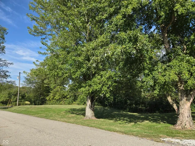 $285,000 | 101 West Gosch Road, Shelbyville, IN 46176