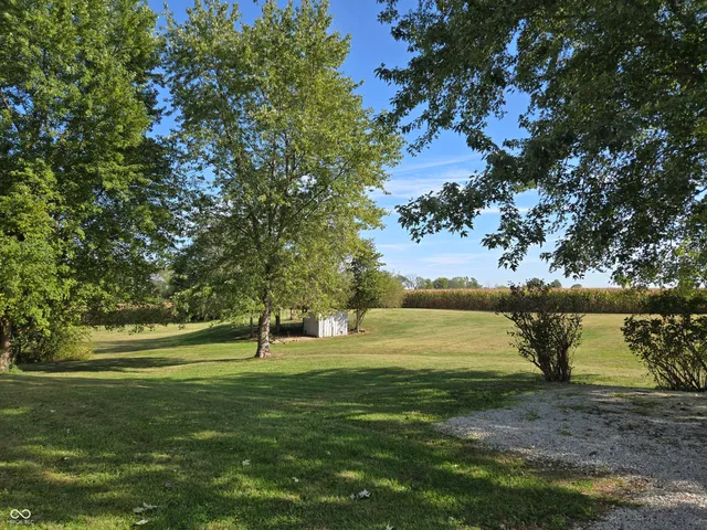 $285,000 | 101 West Gosch Road, Shelbyville, IN 46176